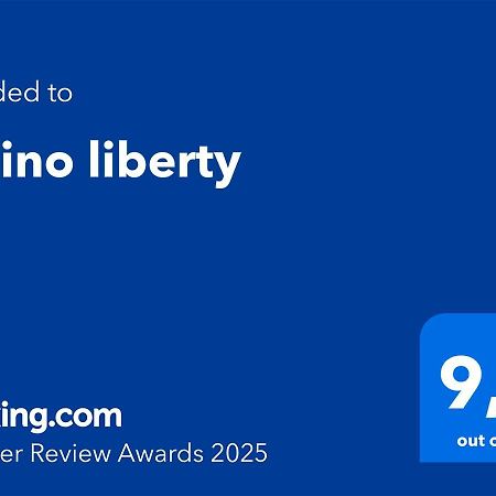 チェルノッビオVillino Libertyアパートメント エクステリア 写真